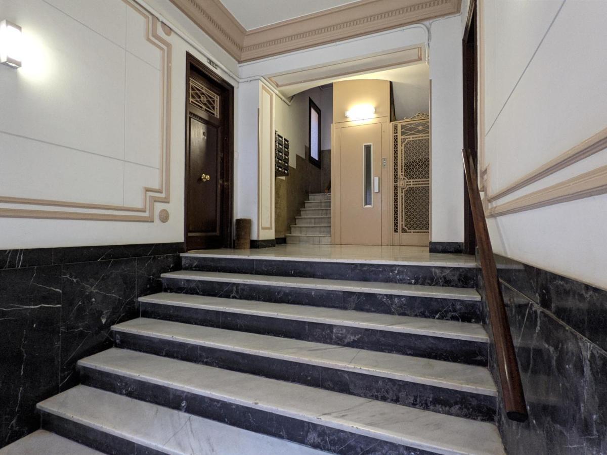 Classbedroom Park Gueell Apartment 巴塞罗那 外观 照片